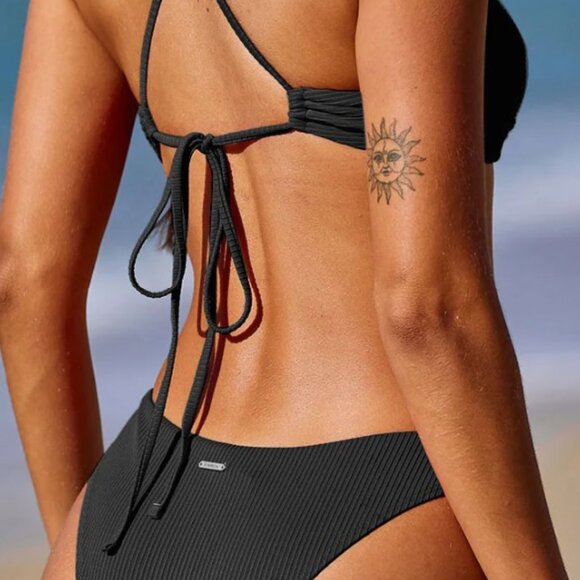 Berlook Black Ribbed Twisted  Backless Top with matching bottoms Size M New - Picture 2 of 14